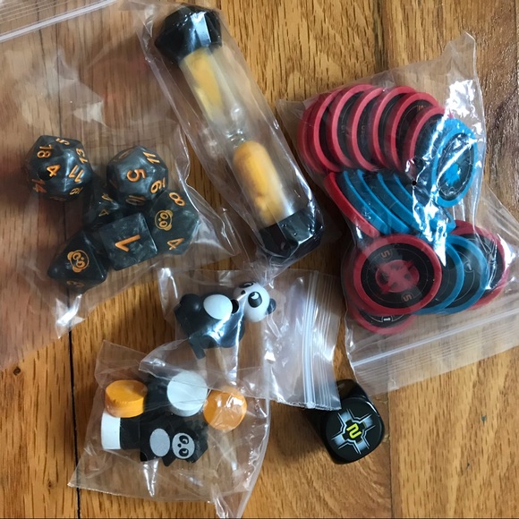 Board game Kit (exclusive) - Picture 5 of 8